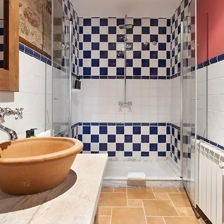 Pazo De Moreda Hotel *