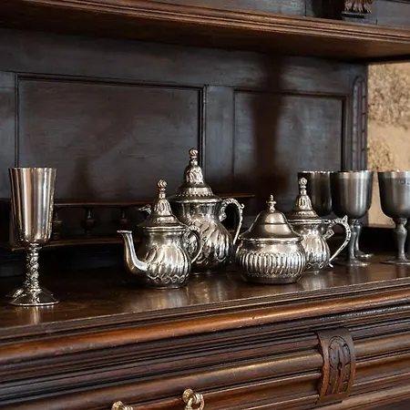 Pazo De Moreda *